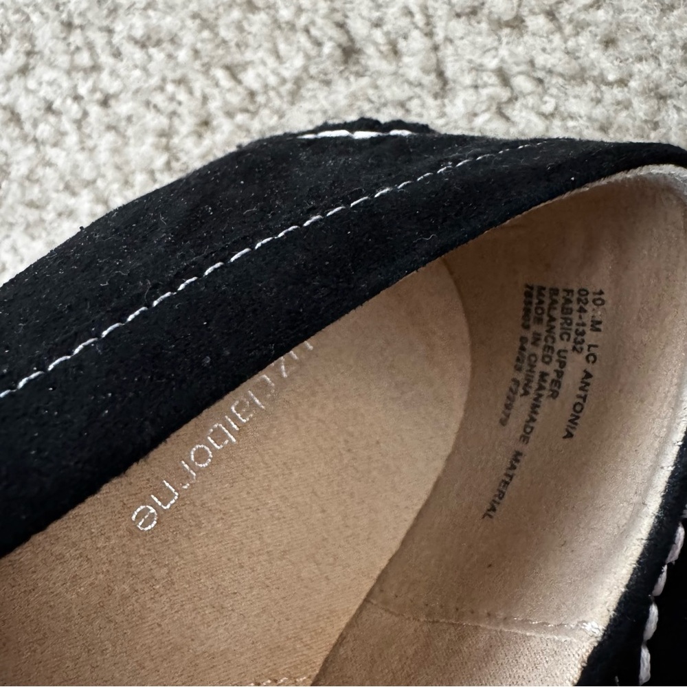 Liz Claiborne Black Loafers with Silver Accent - Picture 4 of 6